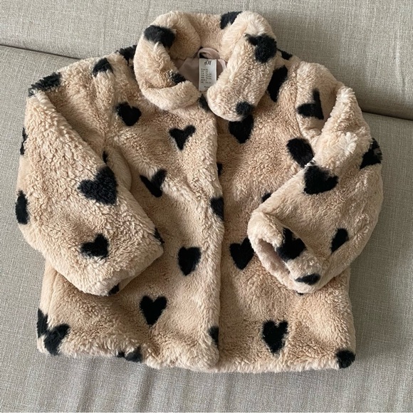 H&M Girls Tan Heart Print Fluffy Jacket - Picture 1 of 6
